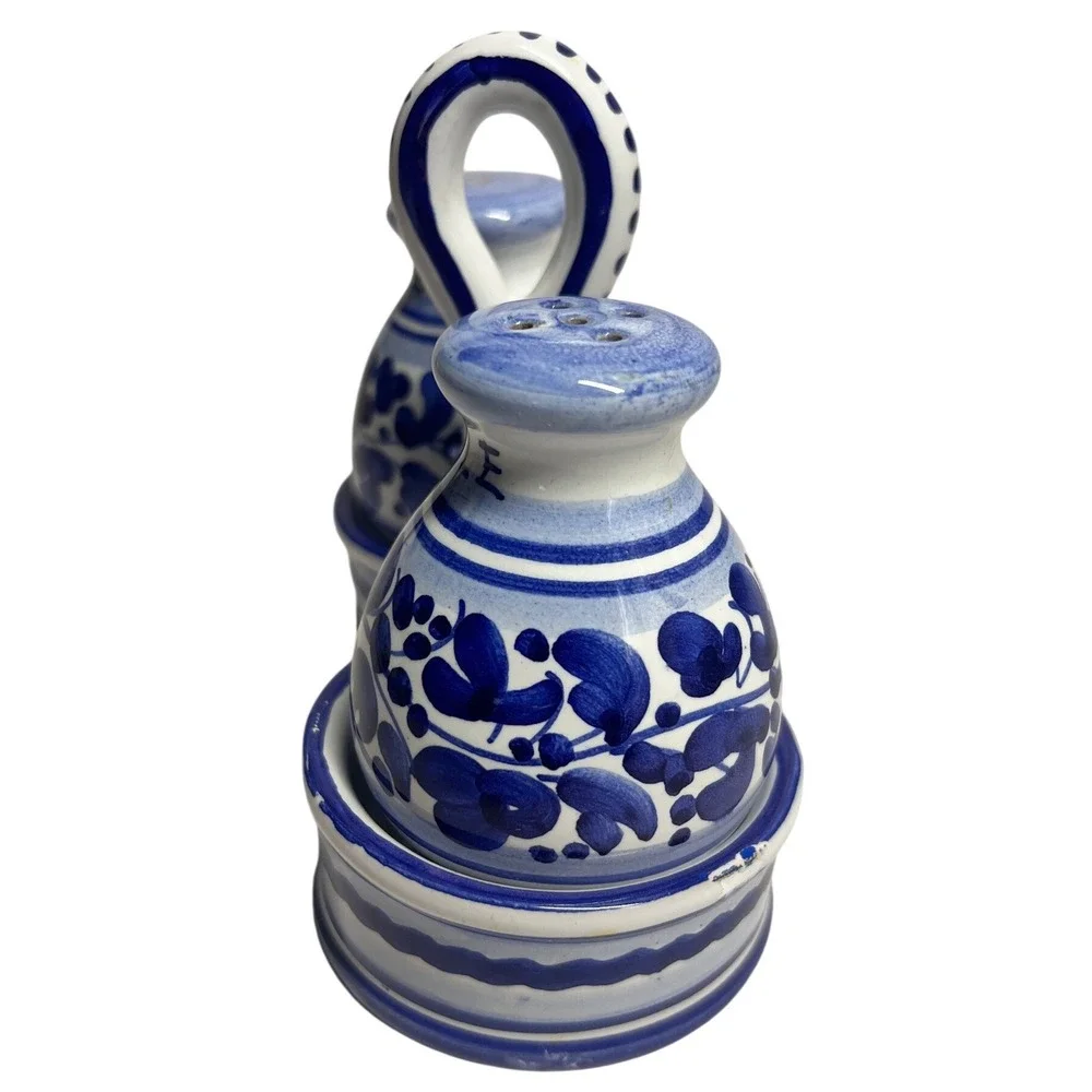 Vtg‎ Deruta Italian Pottery Salt Pepper Shakers w/ Caddy Blue White Majolica